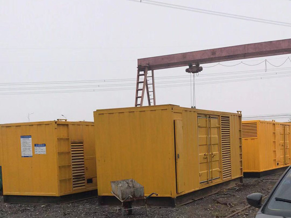 黎母山镇100kw柴油发电机组每小时油耗？