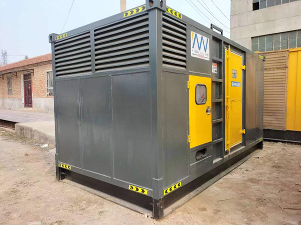 黎母山镇进行柴油发电机组电瓶性能测试时，有哪些注意事项？